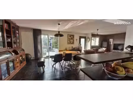 pavillon 5 pièces 104 m²