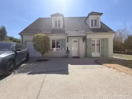 maison 7 pièces 110 m²