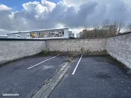parking/box amiens