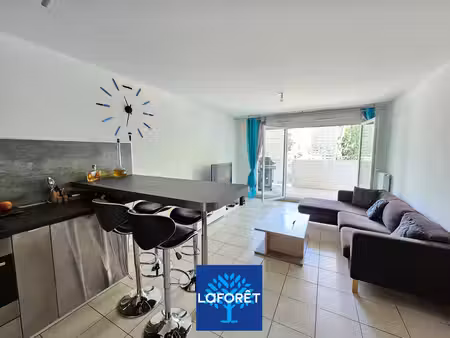 appartement saint priest 3 pièce(s) 60 m2