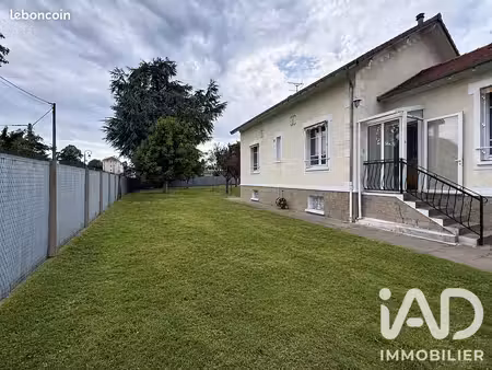 maison 7 pièces 130 m²