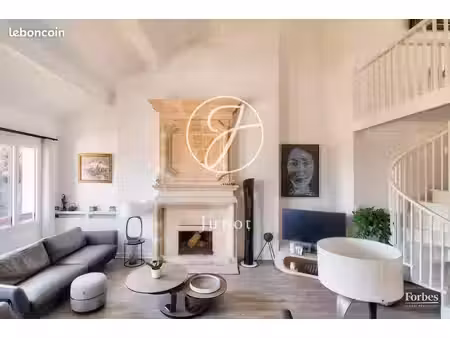 duplex 7 pièces 209 m²