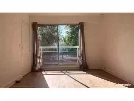 studio 1 pièce 26 m²