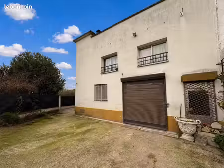 local industriel 254 m²