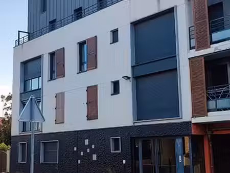 à louer – t3 meublé de 67 m² avec terrasse de 33 m² – centre-ville d'achères