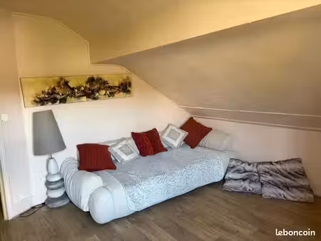 chambre étudiante dans la famille