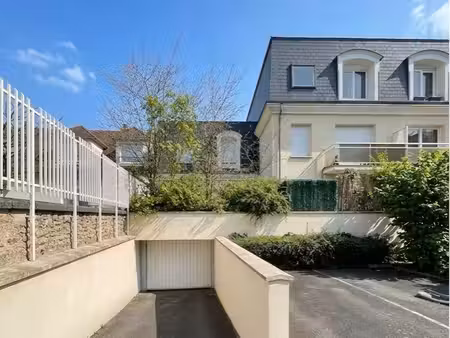 location box sécurisé 13m2