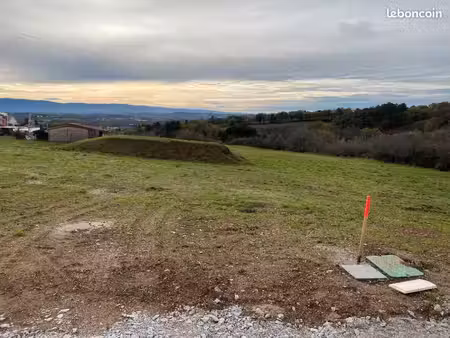 terrain 899 m² burlats