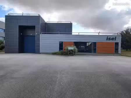 bâtiment d’activité indépendant – houdan – terrain 2 200 m² – fort potentiel d’agrandissem