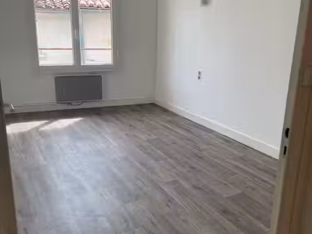 appartement t3 mauzé sur le mignon centre bourg