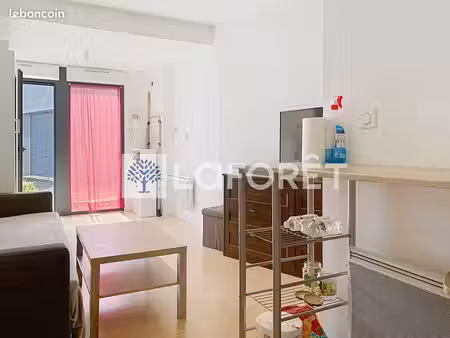 studio 1 pièce 23 m²