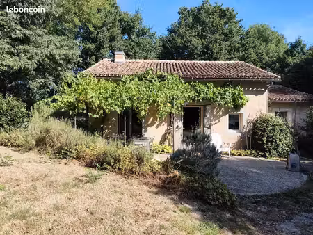 maison meublée à la campagne