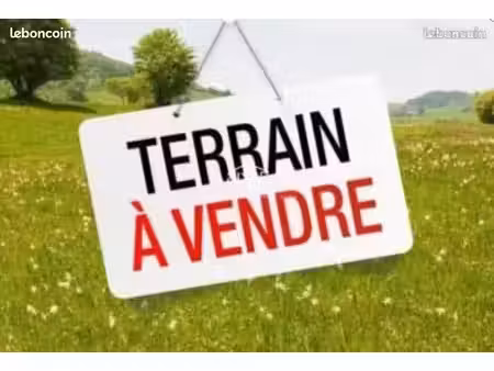 terrain constructible 700 m2