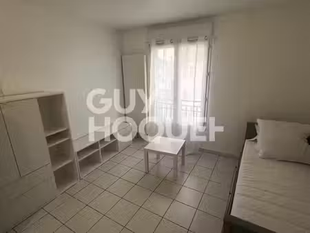 studio 1 pièce 23 m²