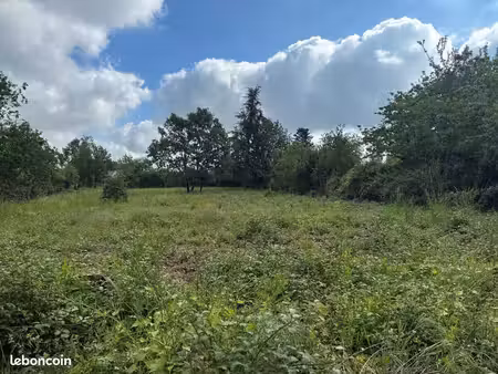 terrain 1 300 m² albi
