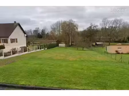 terrain 1 055 m² hangest sur somme