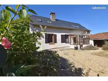 maison individuelle avec grand terrain