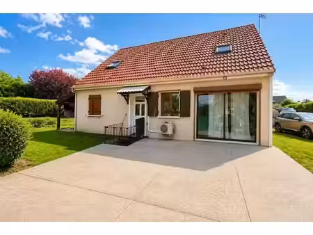 vente propriété 5 pièces 126 m² à orville (45390)  190 000 €