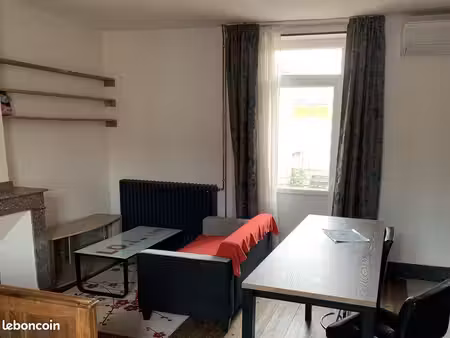 studio climatisé avec balcon