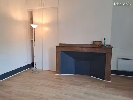 bureau à louer en rez de jardin