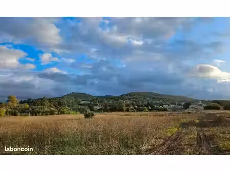 terrain 303 m² villelaure