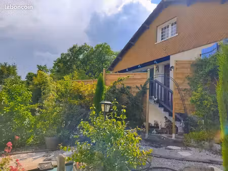 maison 109 m² d'espace de vie - rénovée  position exceptionnelle avec vue sur la vallée  a