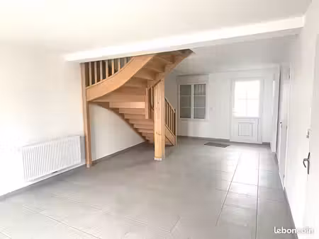 pavillon 4 pièces 80 m²