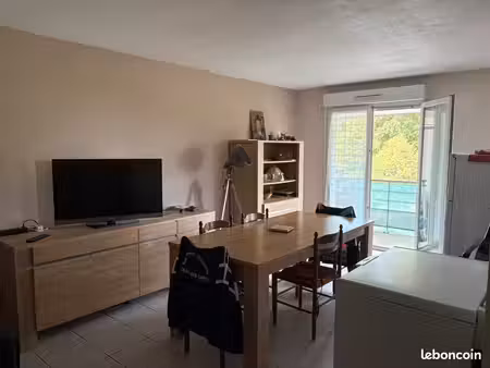 appartement t2 avec balcon et parking