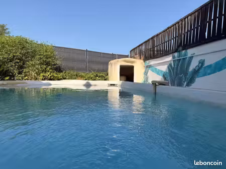 vente | maison | 5p | 3ch | 142 m² | uchaux | expo ouest | jardin · piscine. studio