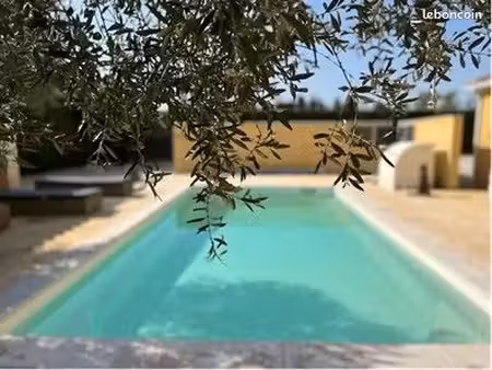 villa a pernes les fontaines
