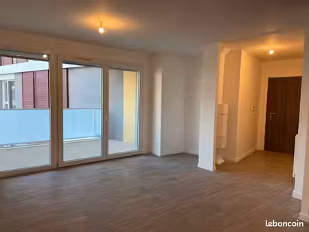 appartement 4 pièces 84 m²