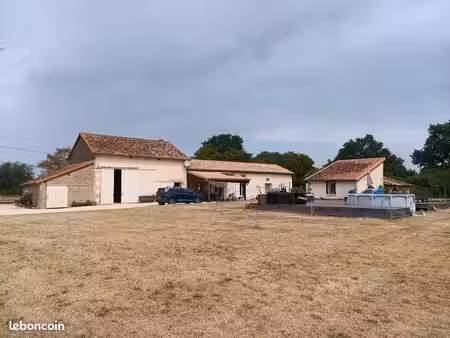 propriété 4 pièces 131 m²