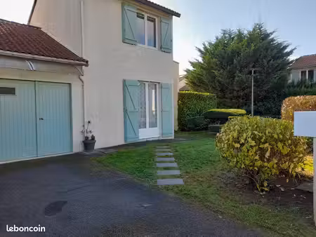maison poitiers - 3 chambres - garage - jardin
