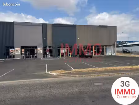location pro | local commercial | 684 m² | chasseneuil-du-poitou