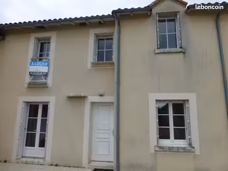 maison 1 pièce 82 m²