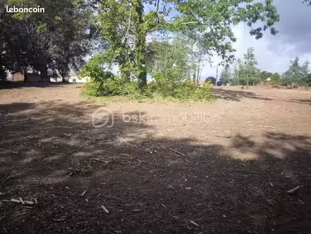terrain 1 850 m² oradour sur glane