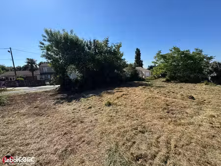 terrain 999 m² mareuil sur lay dissais