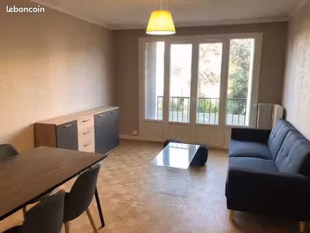 t3 61 m² vendu loué – 800 /mois – garage – idéal investisseur