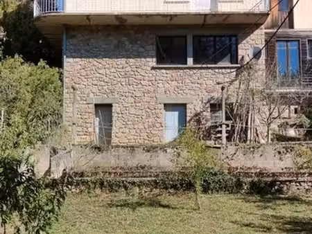 150000 8 pièces avec terrain