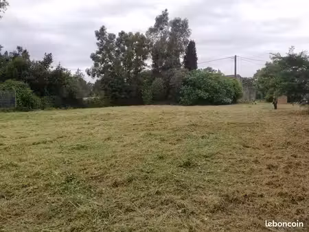 terrain constructible 1212m2