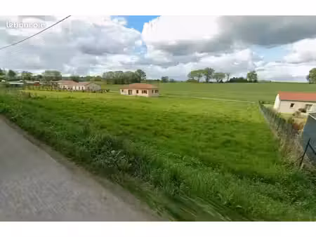 terrain 1 695 m² sereilhac