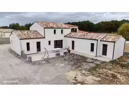 maison 5 pièces 148 m²