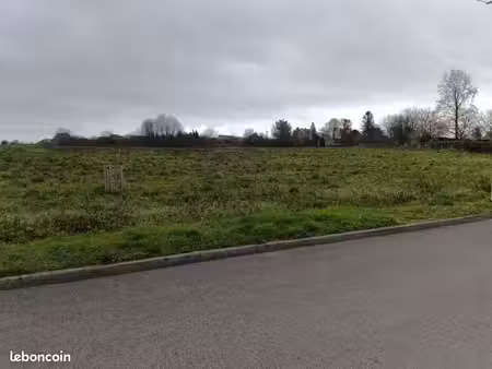 terrain 1 500 m² saint gobain