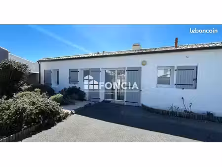 île de noirmoutier - centre ville - à proximité des commerces