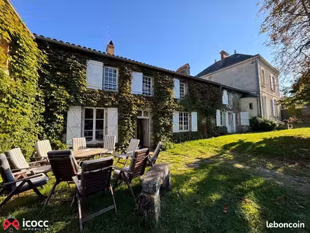 maison 18 pièces 563 m²