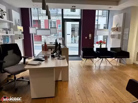 local commercial 53 m²