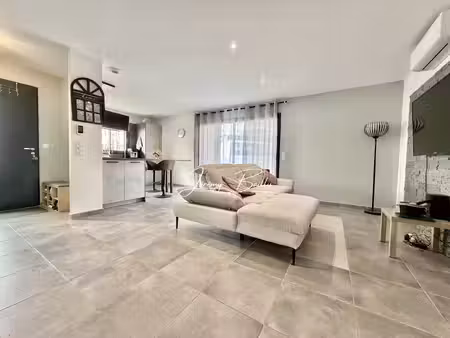 maison moderne de plain-pied - 3 chambres - jardin - garage