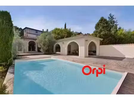 location meublée villa 5 pièces 253 m² à saint-didier-au-mont-d'or (69370)  3 980 €