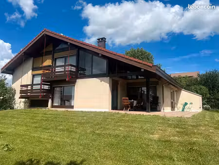 chalet 6 pièces 168 m²
