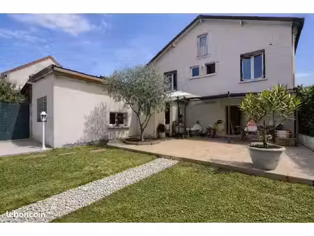 maison 6 pièces 113 m²